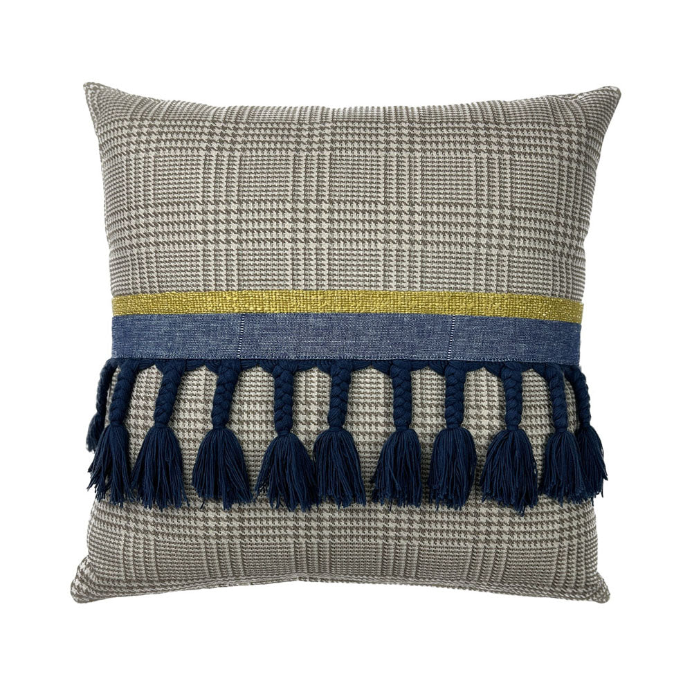 PATTERNED SQUARE DECORATIVE PILLOW WITH TASSELS