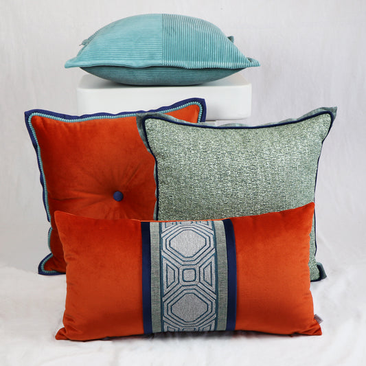 PATTERNED VELVET PILLOW